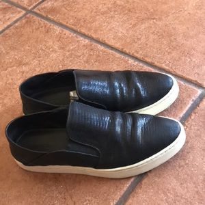 Vince black leather slip on sneakers shoes size 7M
